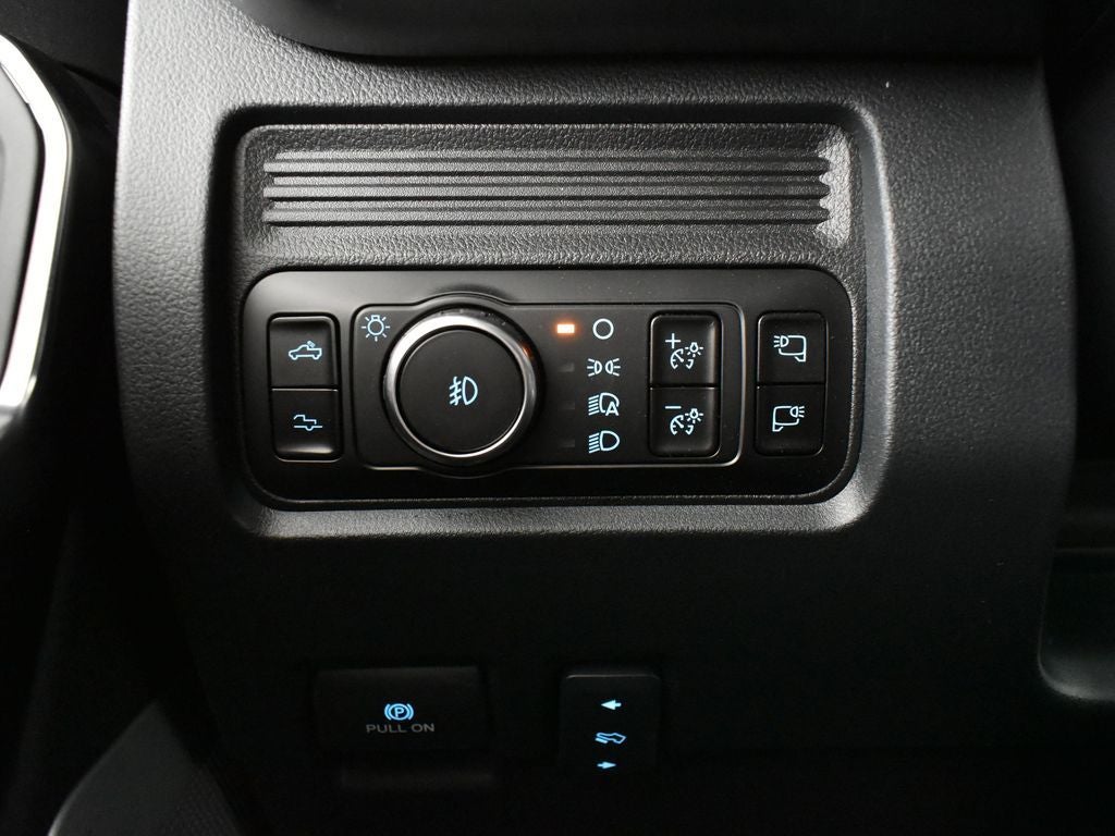 2025 Ford F-250SD Platinum 703A