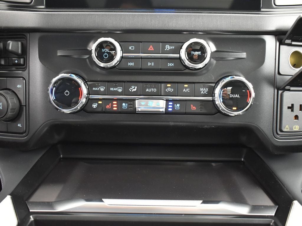 2026 Ford F-250SD Platinum 703A