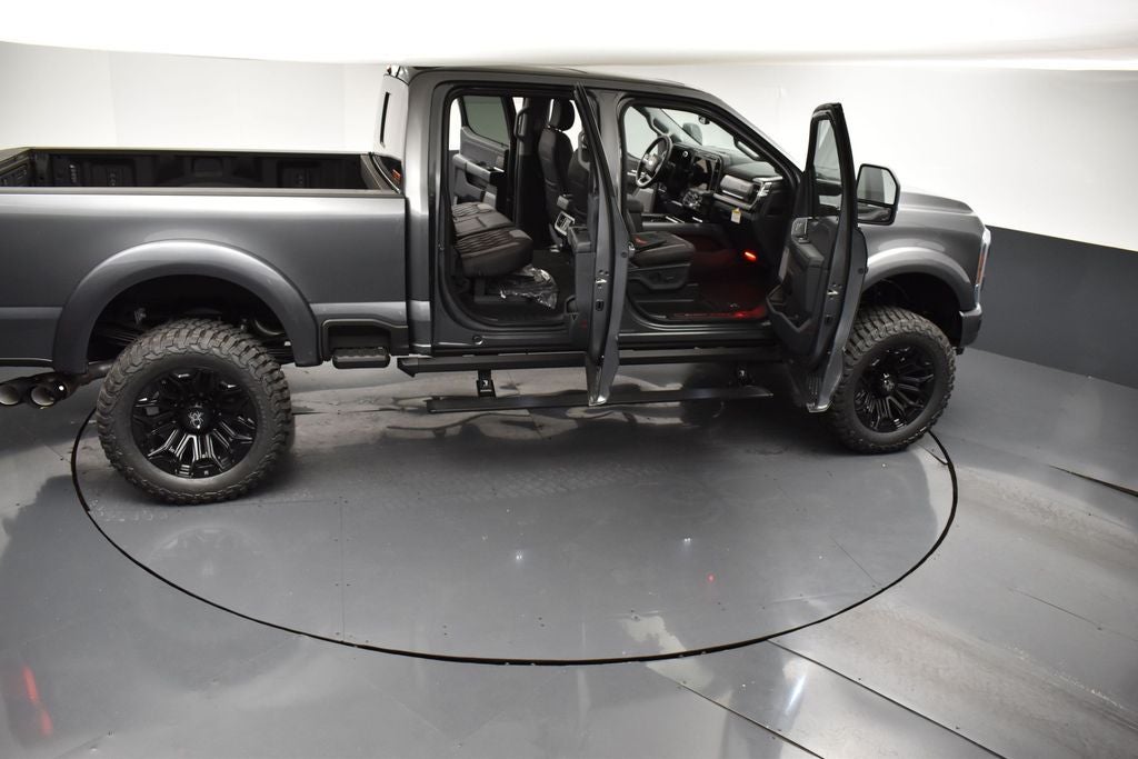 2026 Ford F-250SD Lariat Black Widow
