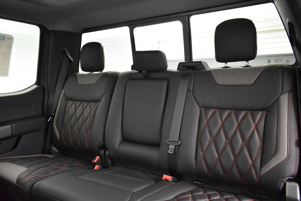 2026 Ford F-250SD Lariat Black Widow