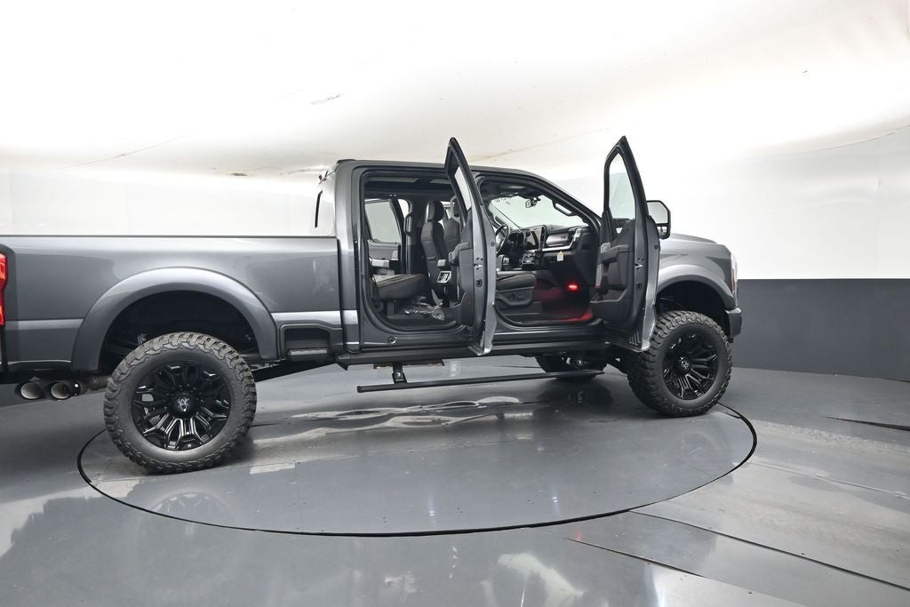 2026 Ford F-250SD Lariat Black Widow