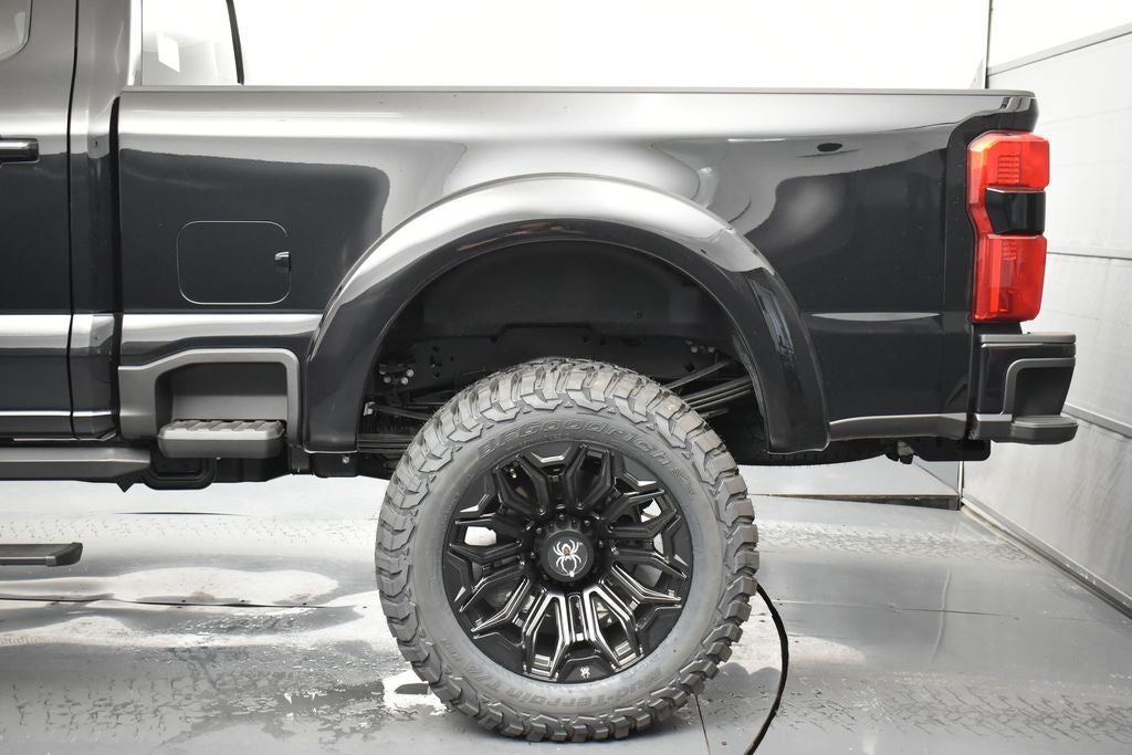 2026 Ford F-250SD Lariat Black Widow
