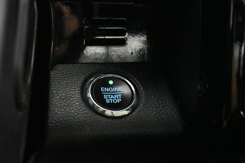 2021 Ford F-250SD Lariat Black Widow