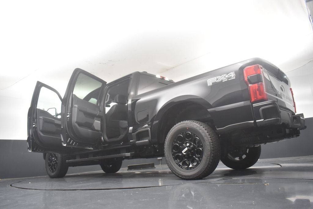 2025 Ford F-250SD Lariat 608A