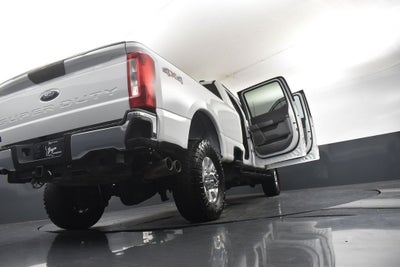 2023 Ford F-350SD XLT