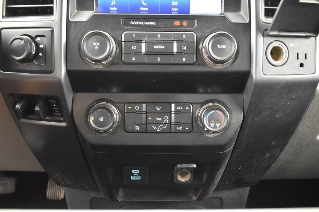 2022 Ford F-350SD XLT
