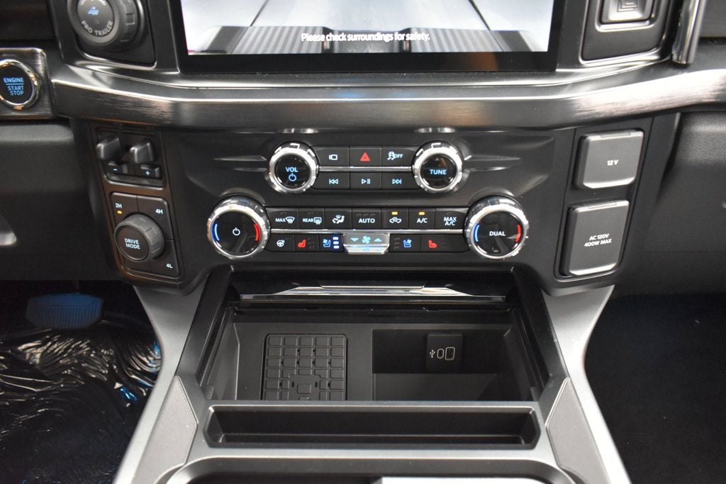 2027 Ford F-350SD Lariat DRW 628A