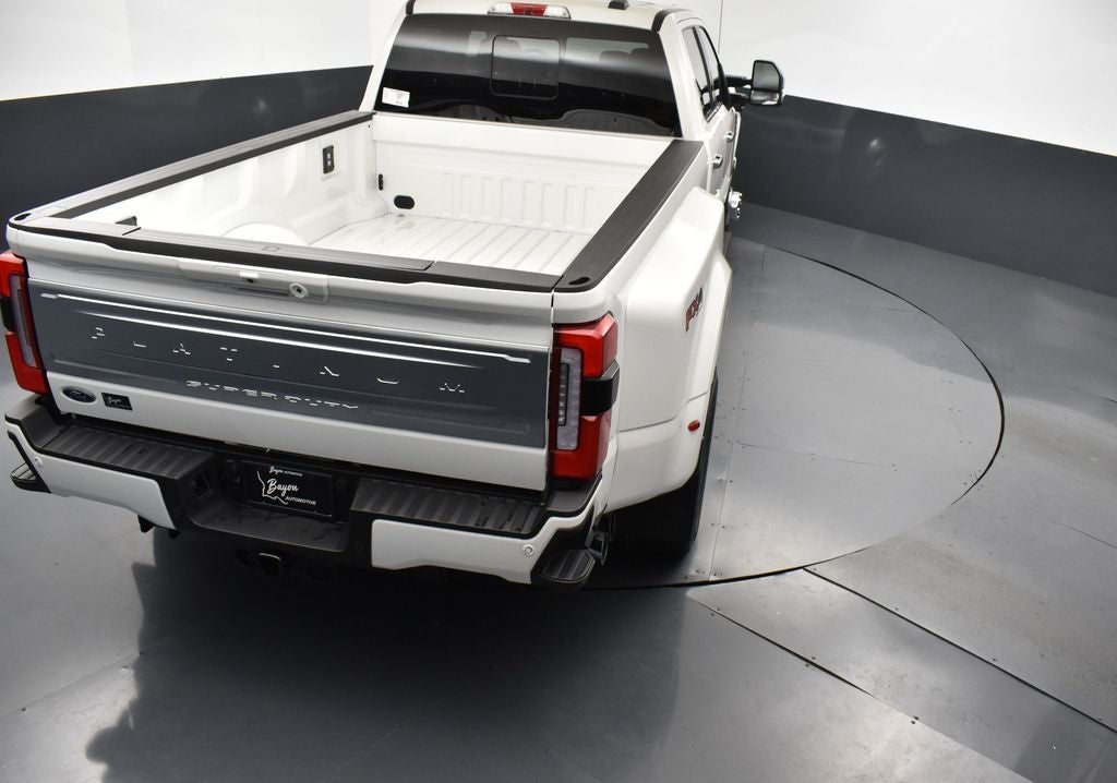 2026 Ford F-350SD Platinum DRW 723A