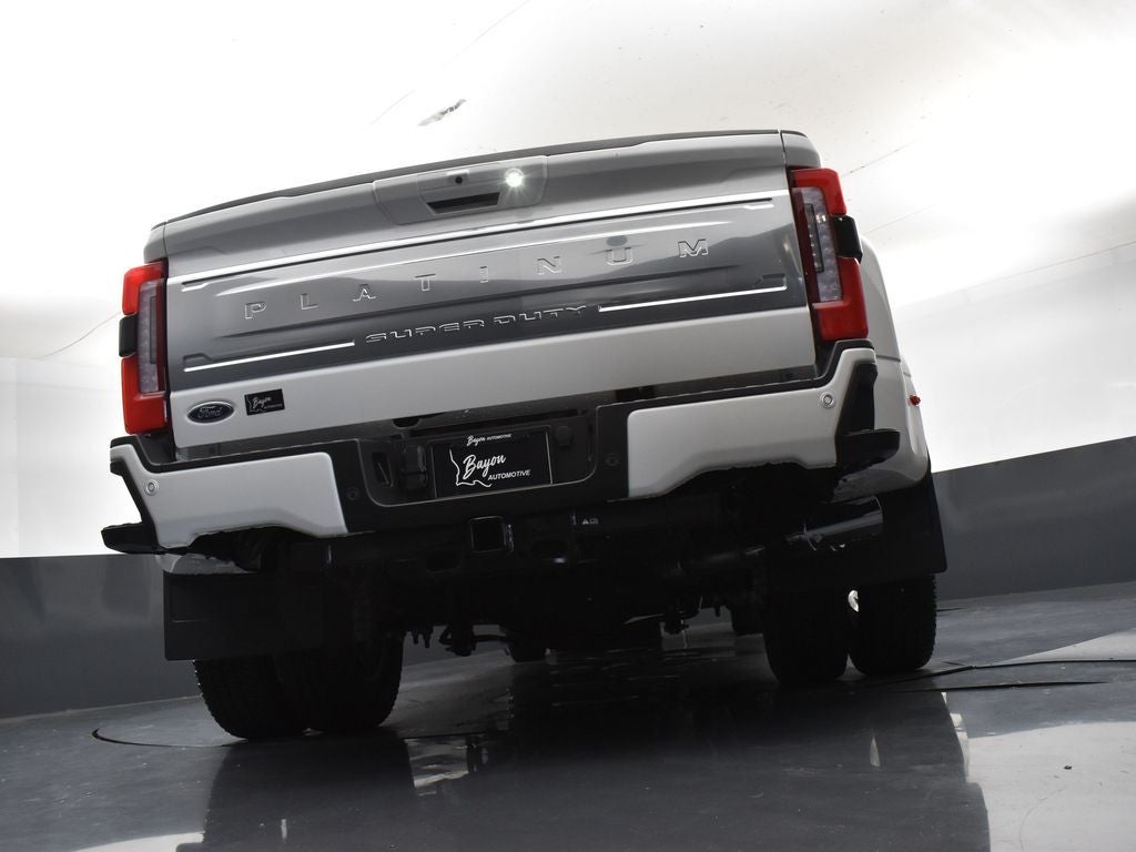 2026 Ford F-350SD Platinum DRW 723A