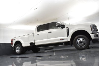 2026 Ford F-350SD Platinum DRW 723A