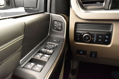2026 Ford F-350SD Platinum DRW 723A