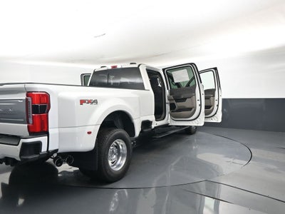2026 Ford F-350SD Platinum DRW 723A