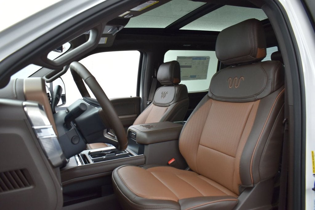 2027 Ford F-350SD King Ranch DRW