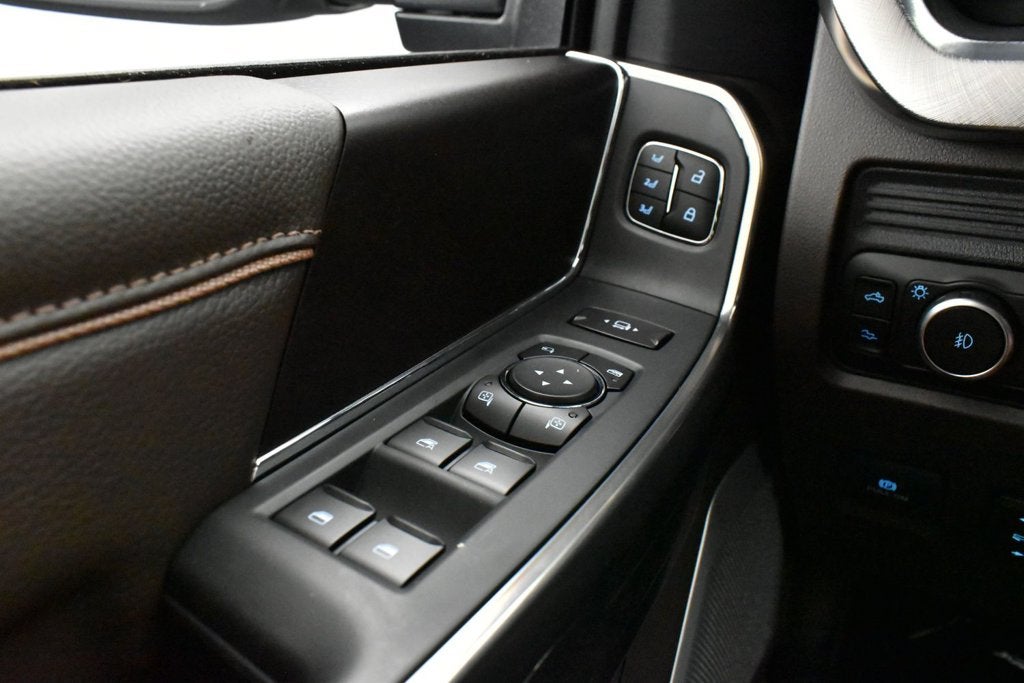 2027 Ford F-350SD King Ranch DRW