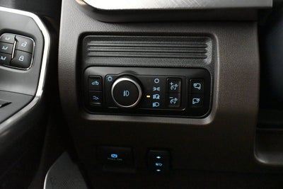 2027 Ford F-350SD King Ranch DRW