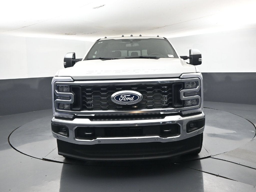 2027 Ford F-350SD King Ranch DRW