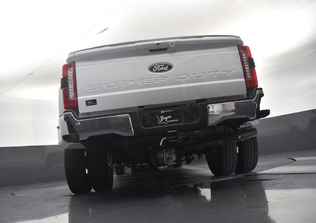 2027 Ford F-350SD XLT DRW