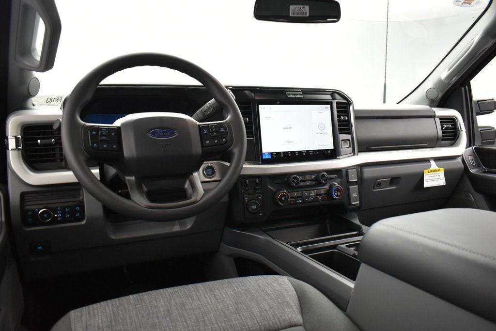 2027 Ford F-350SD XLT DRW