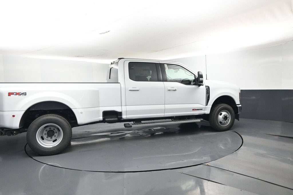 2027 Ford F-350SD XLT 623A DRW