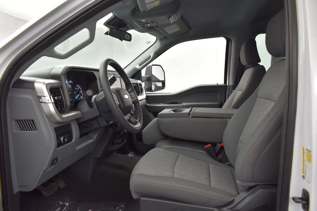 2027 Ford F-350SD XL DRW