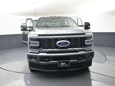 2026 Ford F-350SD Platinum DRW 723A