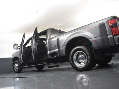 2026 Ford F-350SD Platinum DRW 723A