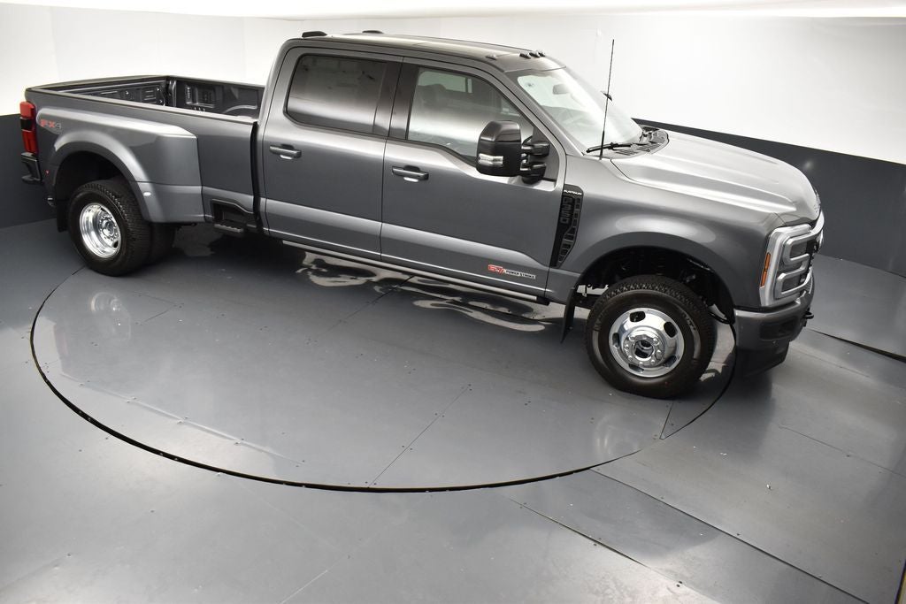 2026 Ford F-350SD Platinum DRW 723A
