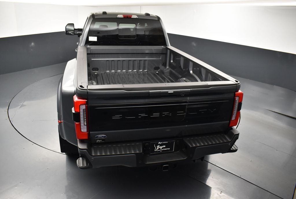 2026 Ford F-350SD Platinum DRW 723A