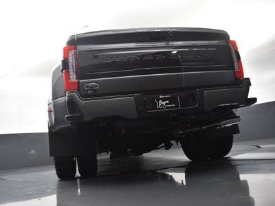 2026 Ford F-350SD Platinum DRW 723A