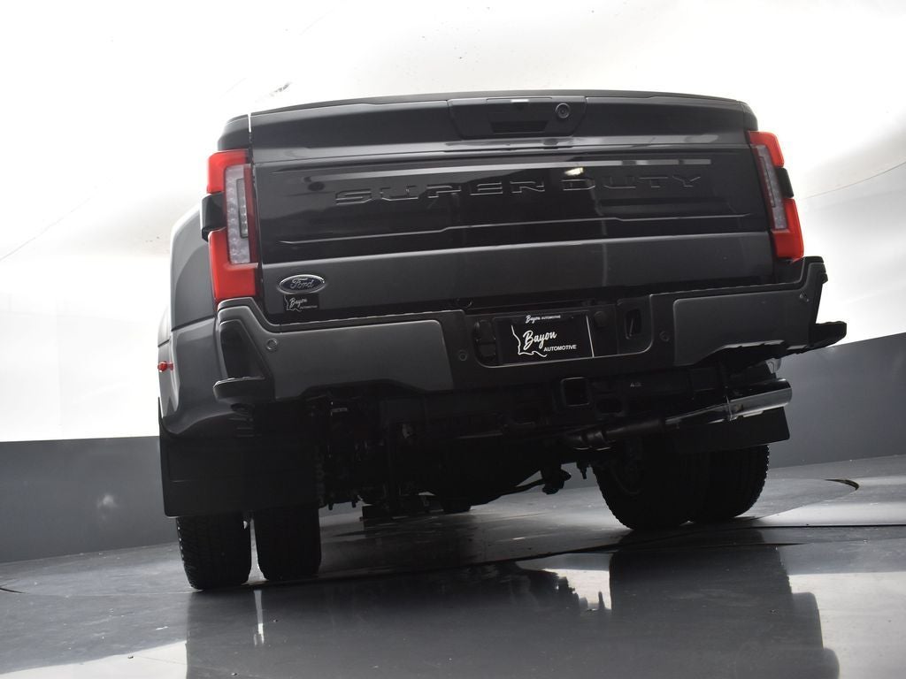 2026 Ford F-350SD Platinum DRW 723A