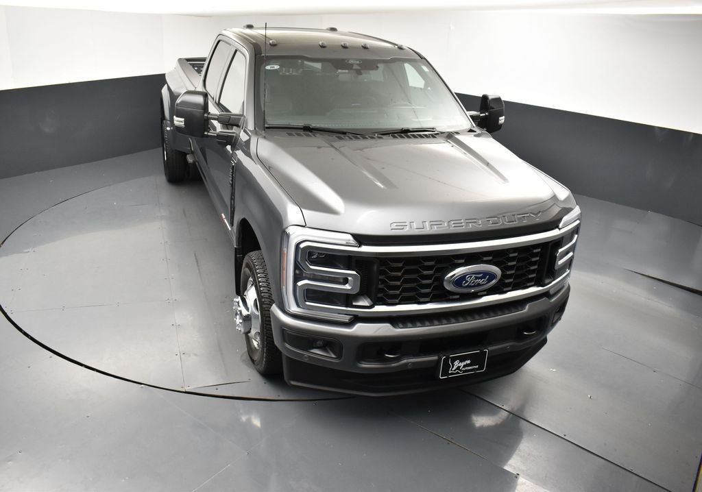 2026 Ford F-350SD Platinum DRW 723A