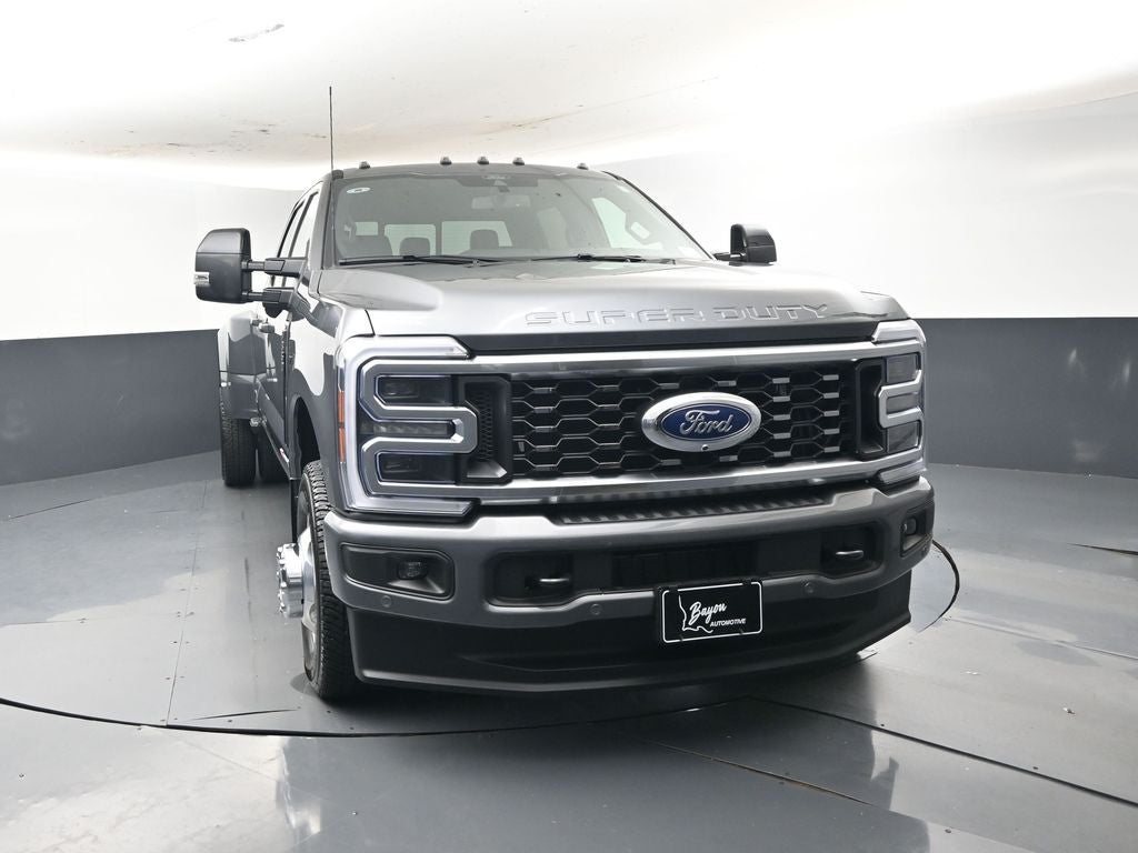 2026 Ford F-350SD Platinum DRW 723A