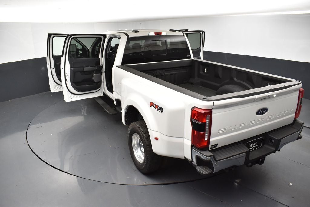 2025 Ford F-350SD Lariat DRW 628A
