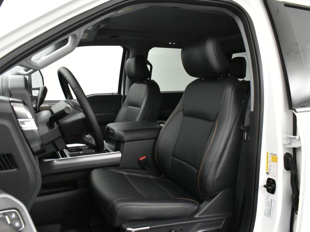 2025 Ford F-350SD Lariat DRW 628A