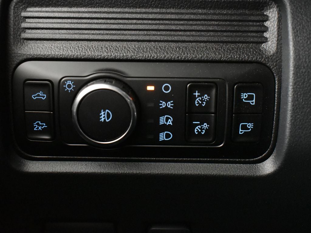 2025 Ford F-350SD Lariat DRW 628A