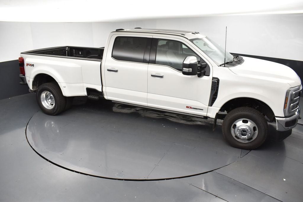 2025 Ford F-350SD Lariat DRW 628A