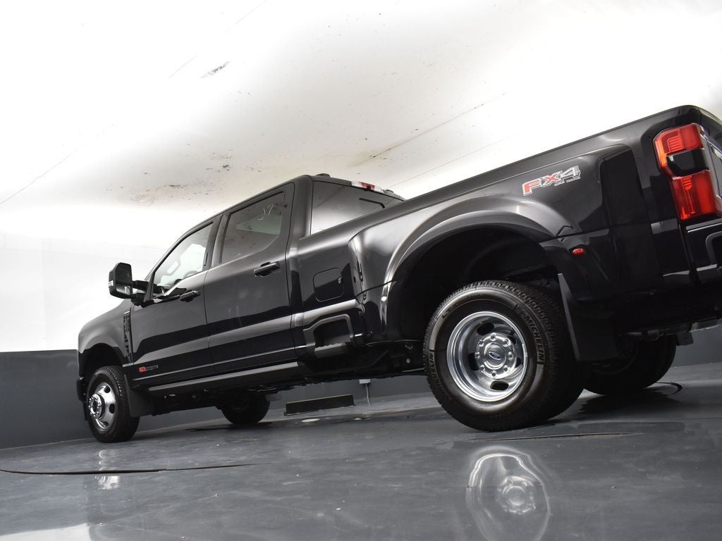 2026 Ford F-350SD Platinum 723A DRW