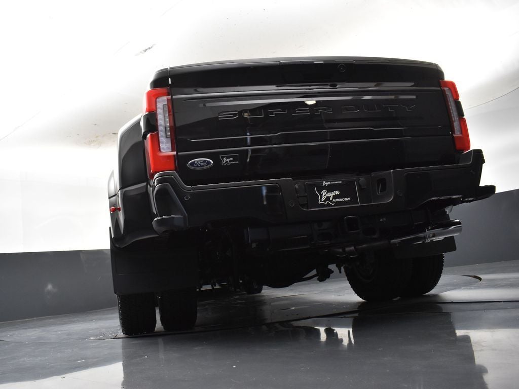 2026 Ford F-350SD Platinum 723A DRW