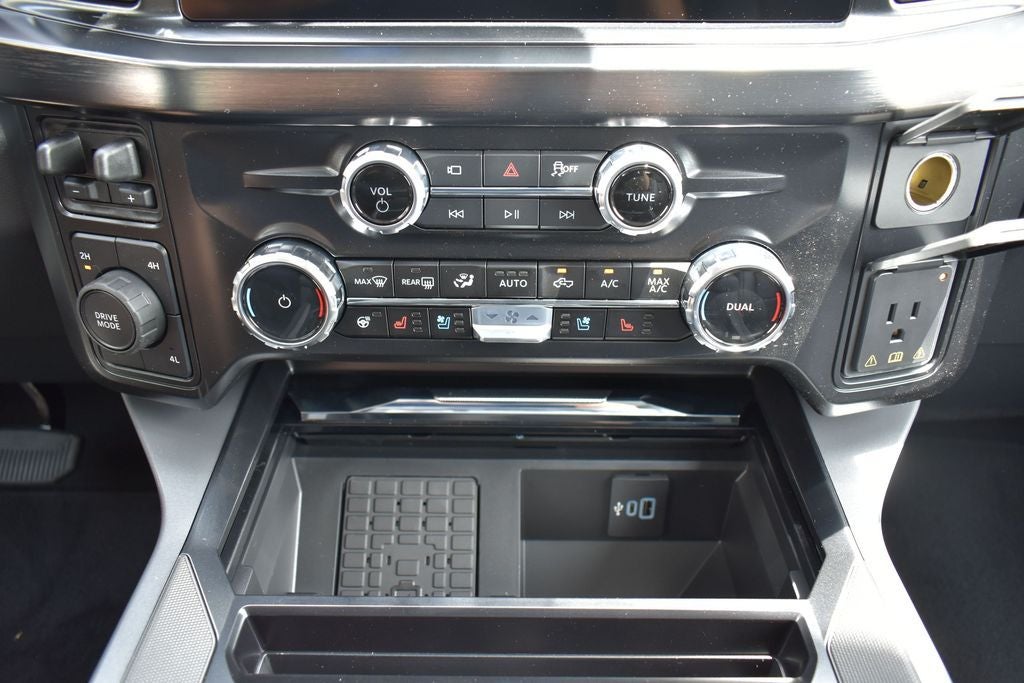 2026 Ford F-350SD Lariat DRW 628A
