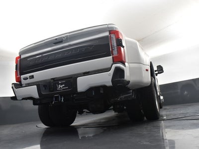 2026 Ford F-350SD Platinum 723A DRW