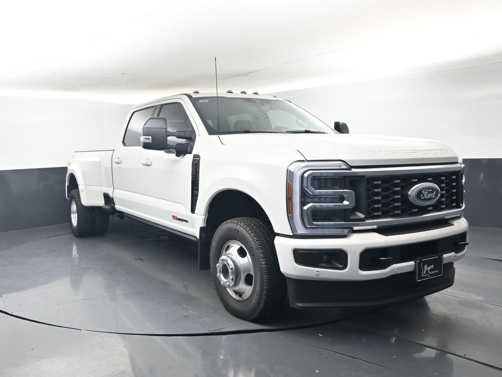 2026 Ford F-350SD Platinum 723A DRW