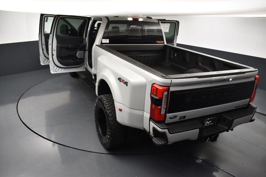 2026 Ford F-350SD Platinum DRW