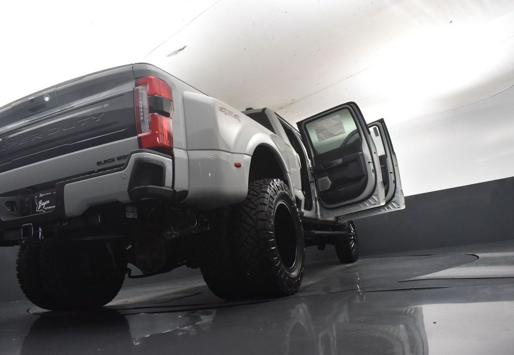 2026 Ford F-350SD Platinum DRW