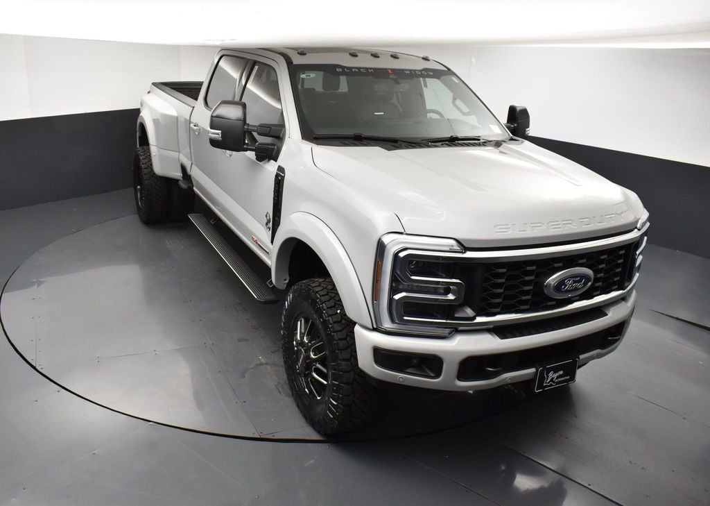 2026 Ford F-350SD Platinum DRW