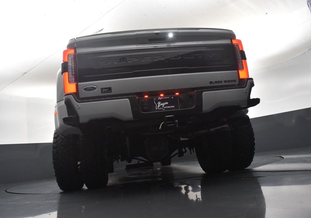 2026 Ford F-350SD Platinum DRW