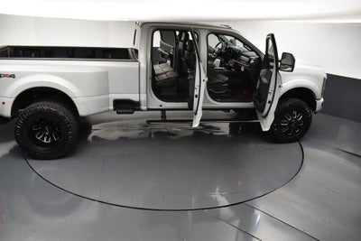 2026 Ford F-350SD Platinum DRW