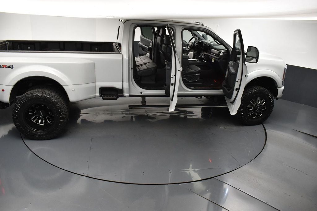 2026 Ford F-350SD Platinum DRW
