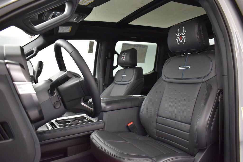 2026 Ford F-350SD Platinum DRW