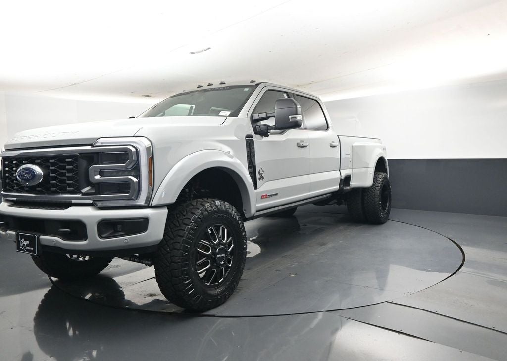 2026 Ford F-350SD Platinum DRW
