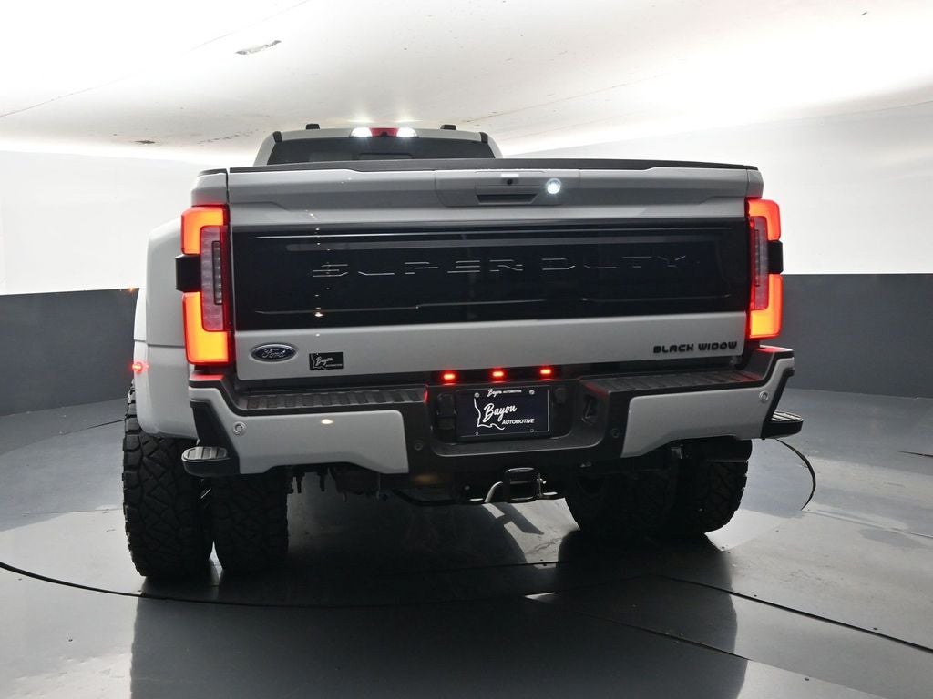 2026 Ford F-350SD Platinum DRW